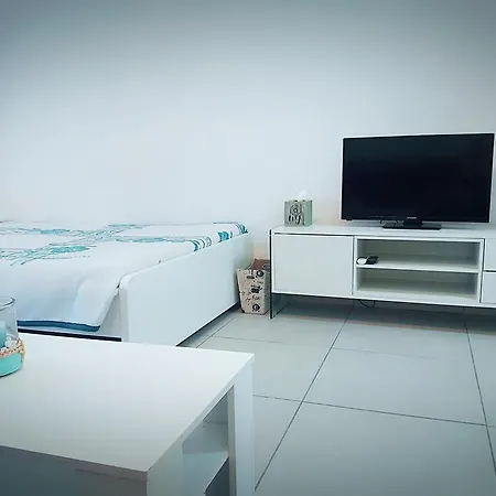 Billis Apartment *